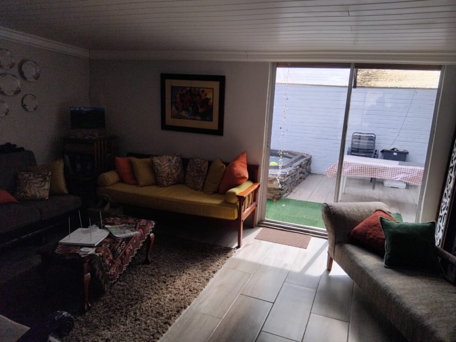 3 Bedroom Property for Sale in Wilkoppies North West